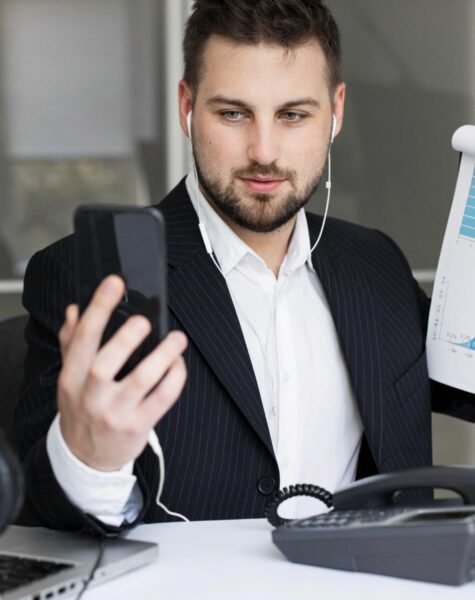 businessman-video-conferencing (1) businessman-video-conferencing (1)